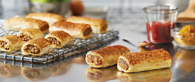 Curried Beef Sausage Rolls Recipe Eoi Bakery 